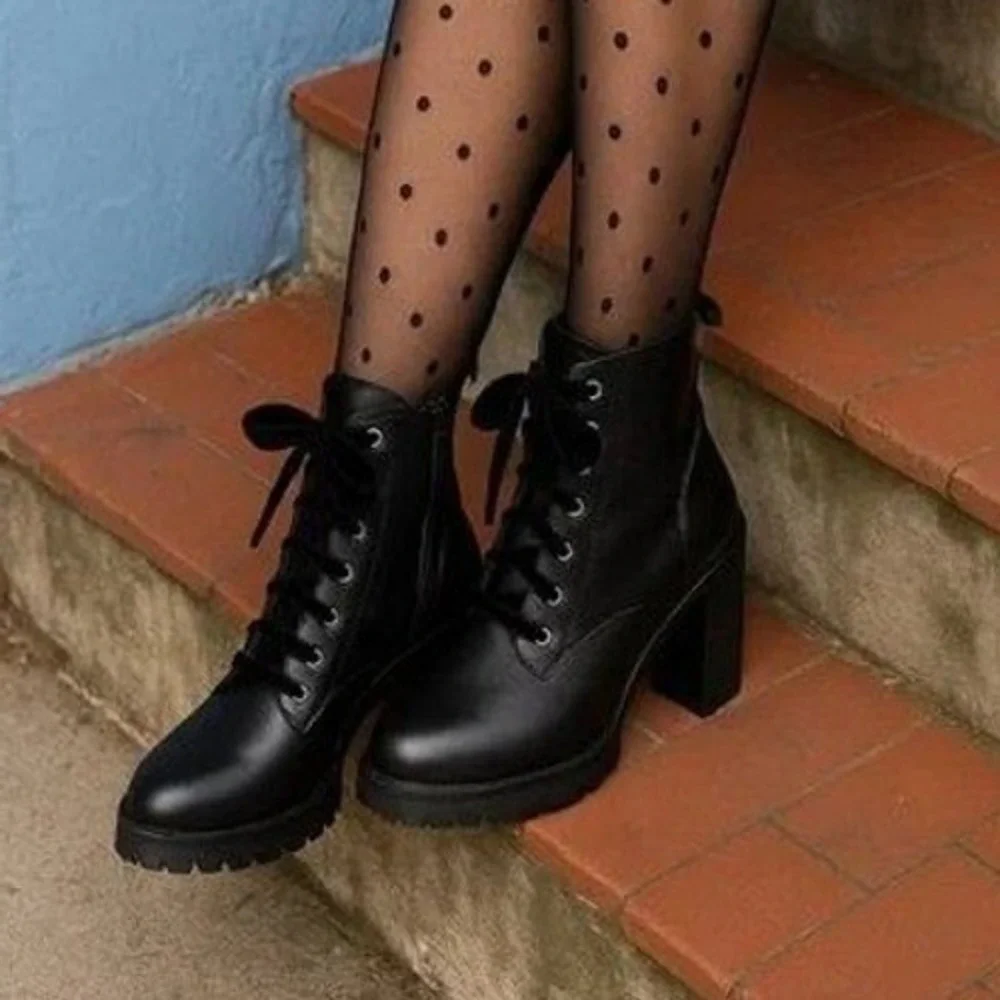 Anthropologie Matiko Emma Lace-Up Lug Sole Block Heel Boot Black 39 NIB